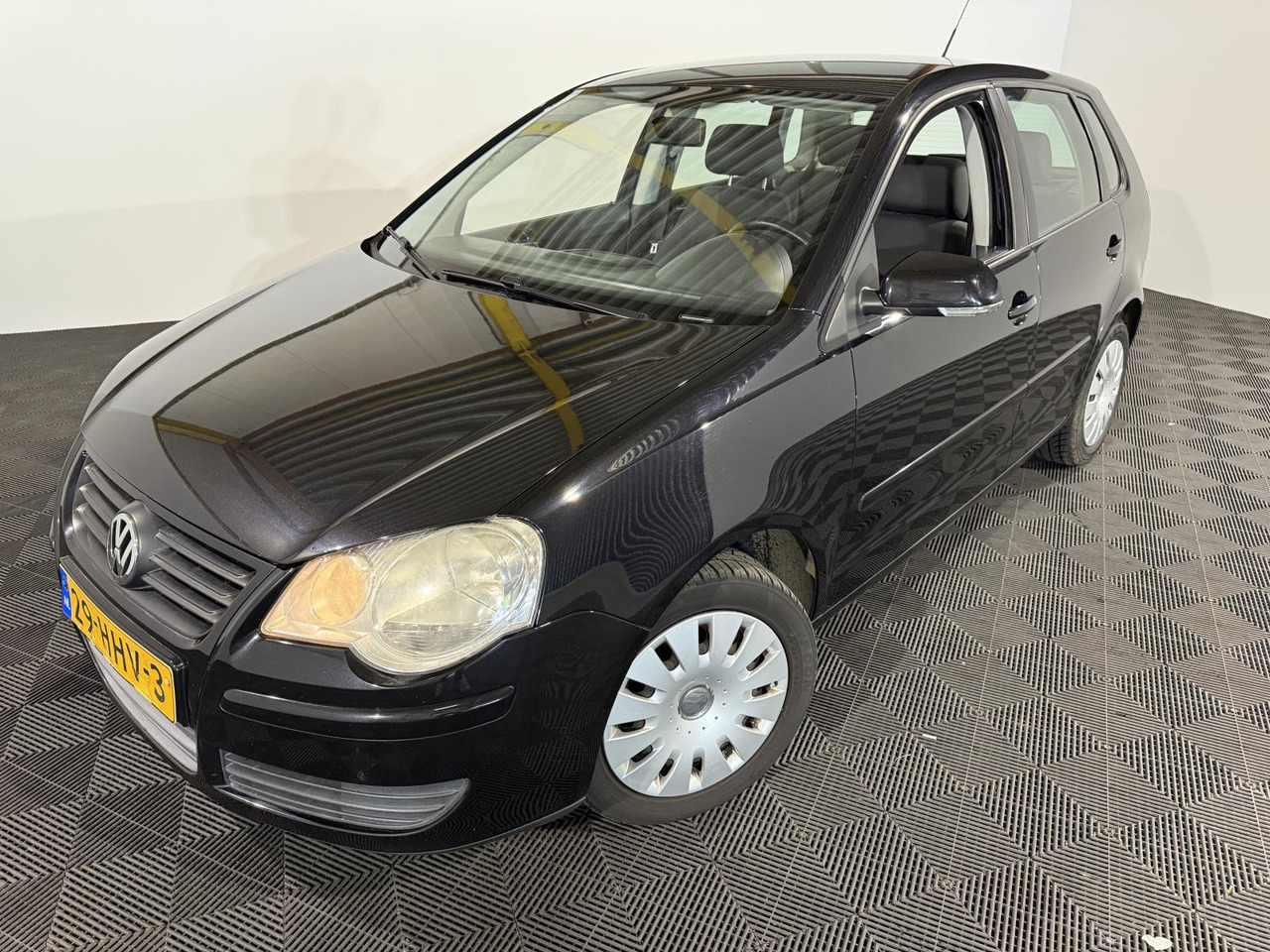 Volkswagen | Polo | 1.4-16V Comfortline | 2009 | 278.003 km | 29HHV3 | Logisch - Hatchback: obrázek 1 Volkswagen | Polo | 1.4-16V Comfortline | 2009 | 278.003 km | 29HHV3 | Logisch - Hatchback: obrázek 1