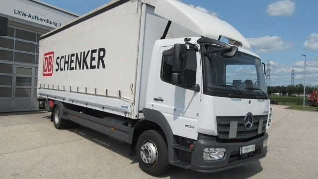 Mercedes-Benz 1524L Pr.LBW, Klima, Sperre, 7,7m, Schiebepl. - Plachtový nákladní auto: obrázek 2 Mercedes-Benz 1524L Pr.LBW, Klima, Sperre, 7,7m, Schiebepl. - Plachtový nákladní auto: obrázek 2