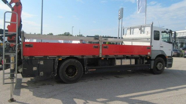 Mercedes-Benz Axor 1833 L Pr. Kran, PK 10.501, Klima - Nákladní automobil valníkový/ Plošinový, Auto s hydraulickou rukou: obrázek 3 Mercedes-Benz Axor 1833 L Pr. Kran, PK 10.501, Klima - Nákladní automobil valníkový/ Plošinový, Auto s hydraulickou rukou: obrázek 3