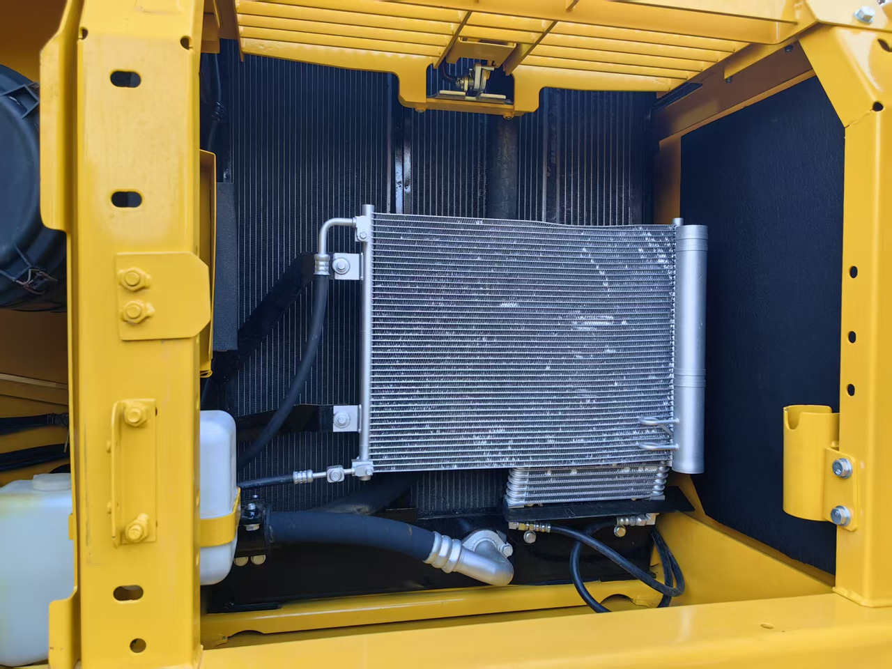 Nový Pásové rýpadlo KOMATSU PC200-7: obrázek 11 Nový Pásové rýpadlo KOMATSU PC200-7: obrázek 11