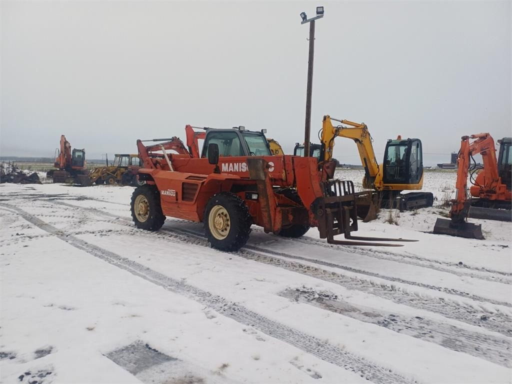 Manitou MT1232S Turbo - Teleskopický manipulátor: obrázek 4 Manitou MT1232S Turbo - Teleskopický manipulátor: obrázek 4