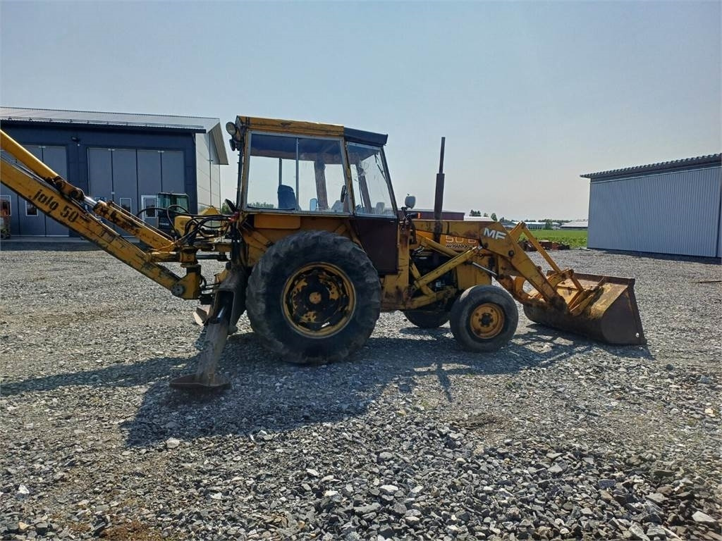 Rýpadlo-nakladač Massey Ferguson 50B traktorikaivuri: obrázek 6