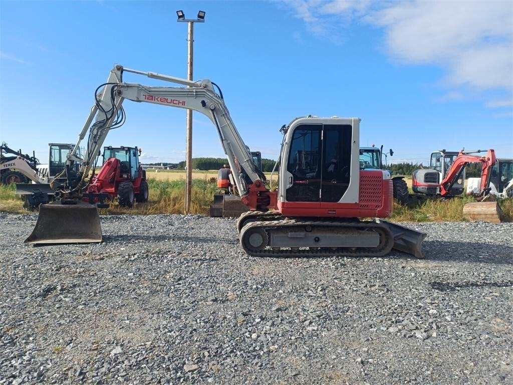 Takeuchi Tb175 Engconilla - Mini rýpadlo: obrázek 2 Takeuchi Tb175 Engconilla - Mini rýpadlo: obrázek 2