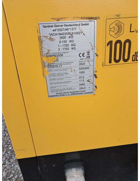 Compair C 230 TS - 17 - Mobilní kompresor: obrázek 4 Compair C 230 TS - 17 - Mobilní kompresor: obrázek 4