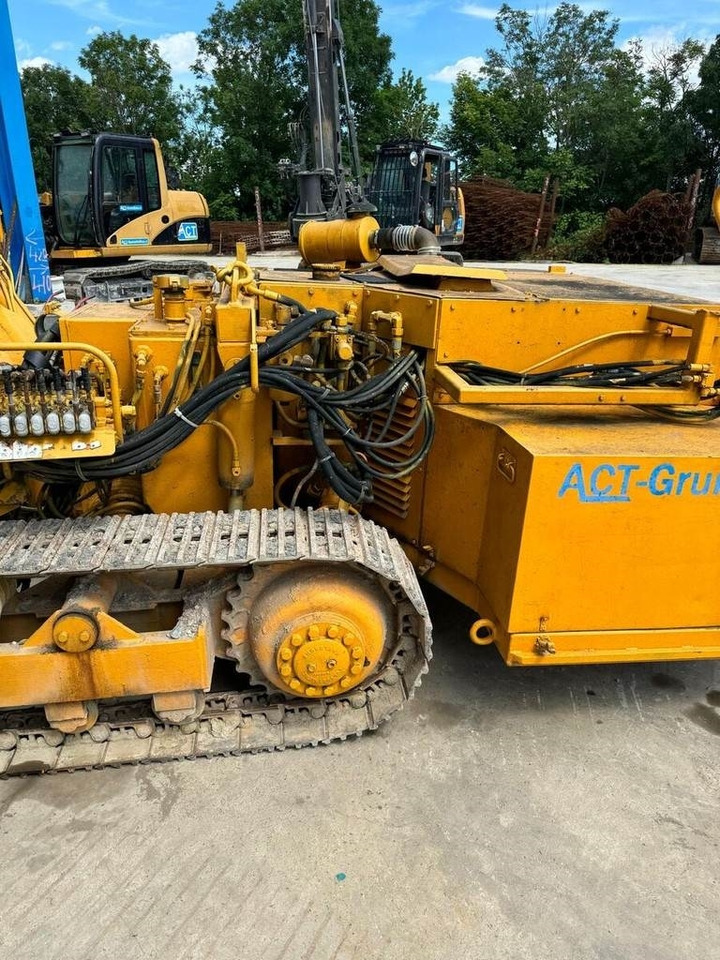 Klemm KR 805 DS - Vrtná souprava: obrázek 4 Klemm KR 805 DS - Vrtná souprava: obrázek 4