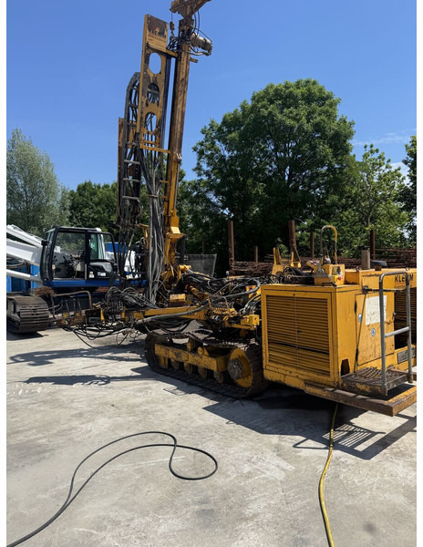 Klemm KR802 - Vrtná souprava: obrázek 3 Klemm KR802 - Vrtná souprava: obrázek 3