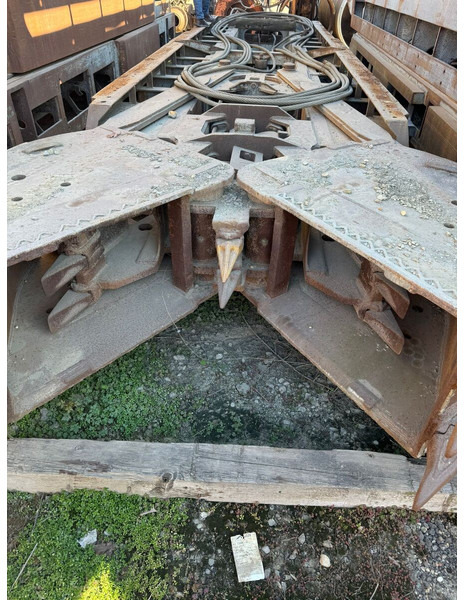 Liebherr Stein HT Diaphragm Wall - Drapák pro Stavební technika: obrázek 5 Liebherr Stein HT Diaphragm Wall - Drapák pro Stavební technika: obrázek 5