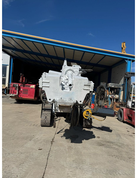 Soilmec SM 400 - Vrtná souprava: obrázek 3 Soilmec SM 400 - Vrtná souprava: obrázek 3
