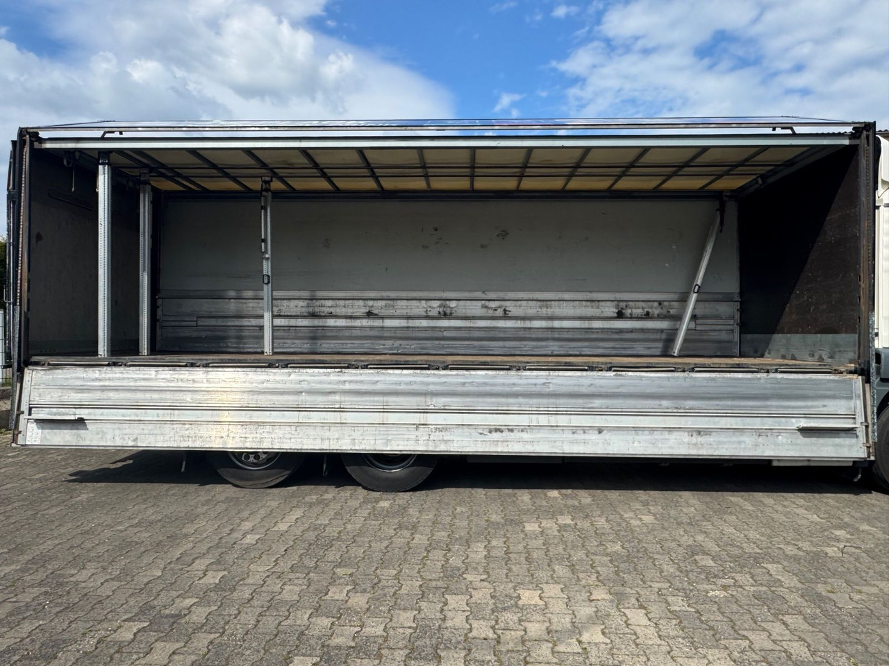 MAN TGS 26.360/Lenk-Lift/Lbw/Kettliner-GT-Aufbau - Přepravník nápojů: obrázek 5 MAN TGS 26.360/Lenk-Lift/Lbw/Kettliner-GT-Aufbau - Přepravník nápojů: obrázek 5