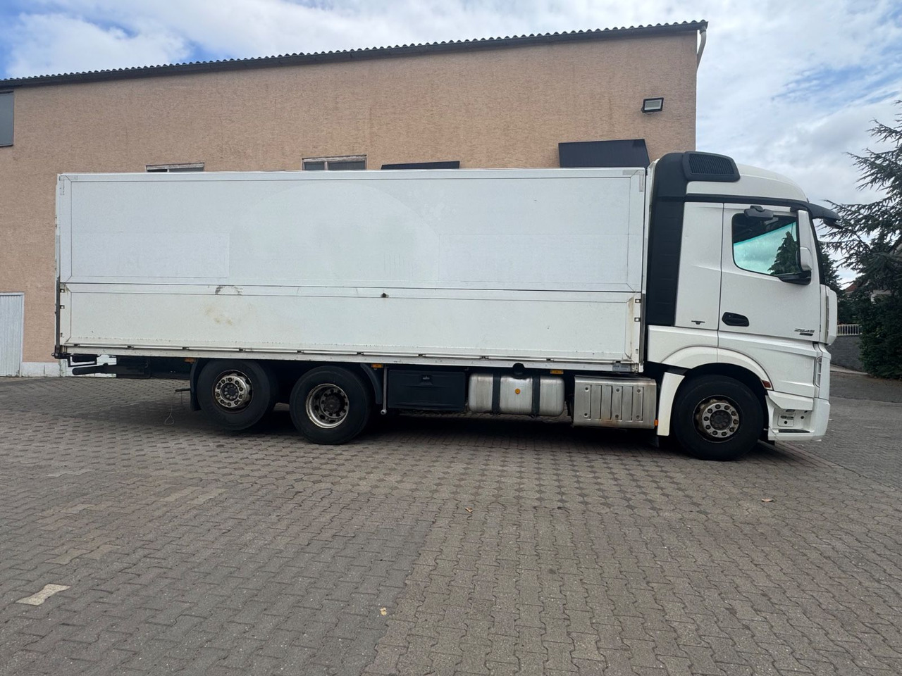 Mercedes-Benz Actros2545/Lift-Lenk/Mitnahmestp/Retder - Přepravník nápojů: obrázek 2 Mercedes-Benz Actros2545/Lift-Lenk/Mitnahmestp/Retder - Přepravník nápojů: obrázek 2