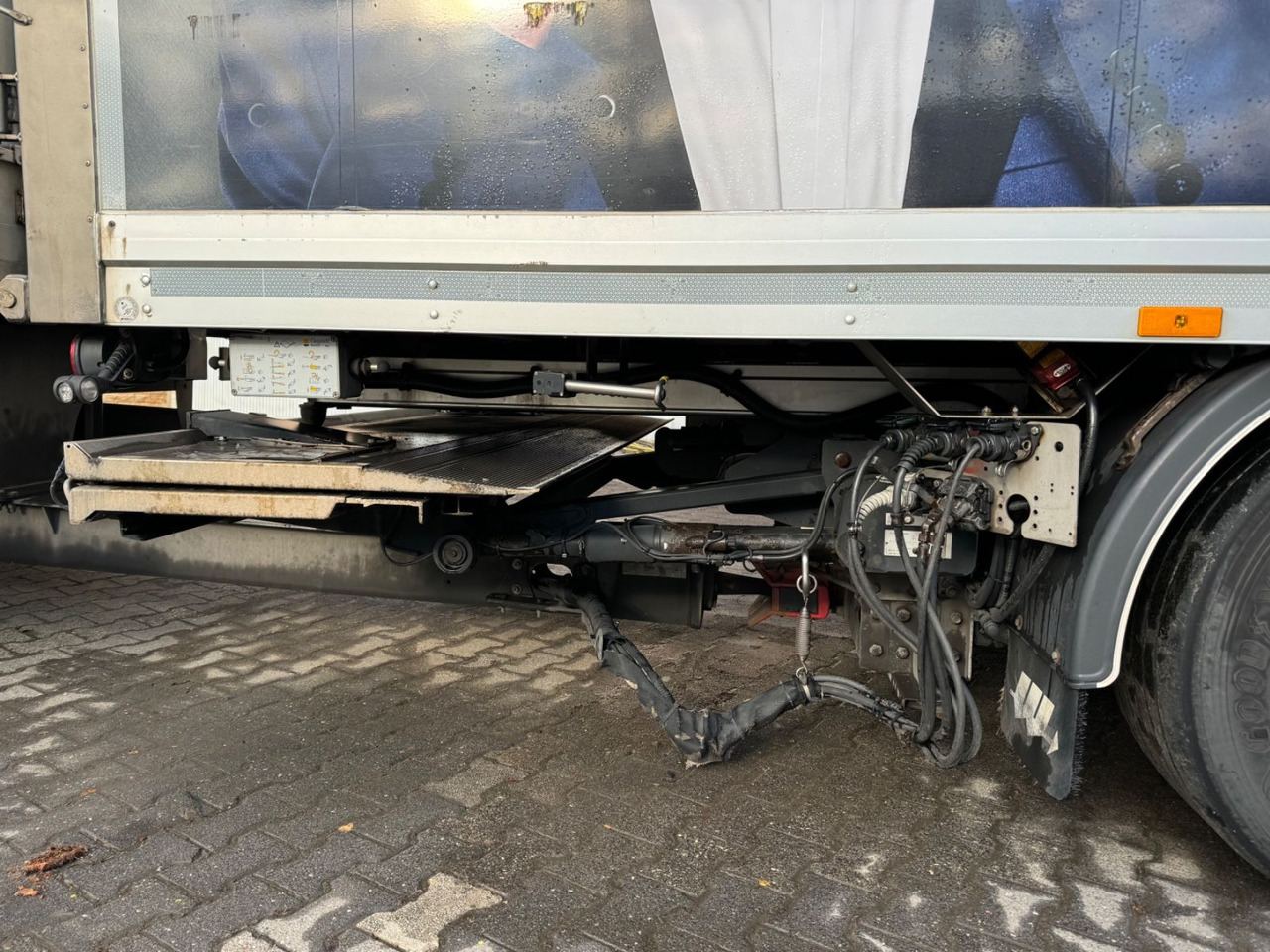 Mercedes-Benz Antos 2540/Durchladbar/2xLBW/Frigoblock - Chladírenský nákladní automobil: obrázek 5 Mercedes-Benz Antos 2540/Durchladbar/2xLBW/Frigoblock - Chladírenský nákladní automobil: obrázek 5