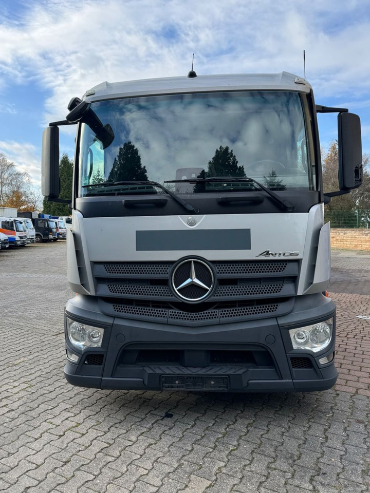 Mercedes-Benz Antos 2540/Durchladbar/2xLBW/Frigoblock - Chladírenský nákladní automobil: obrázek 4 Mercedes-Benz Antos 2540/Durchladbar/2xLBW/Frigoblock - Chladírenský nákladní automobil: obrázek 4
