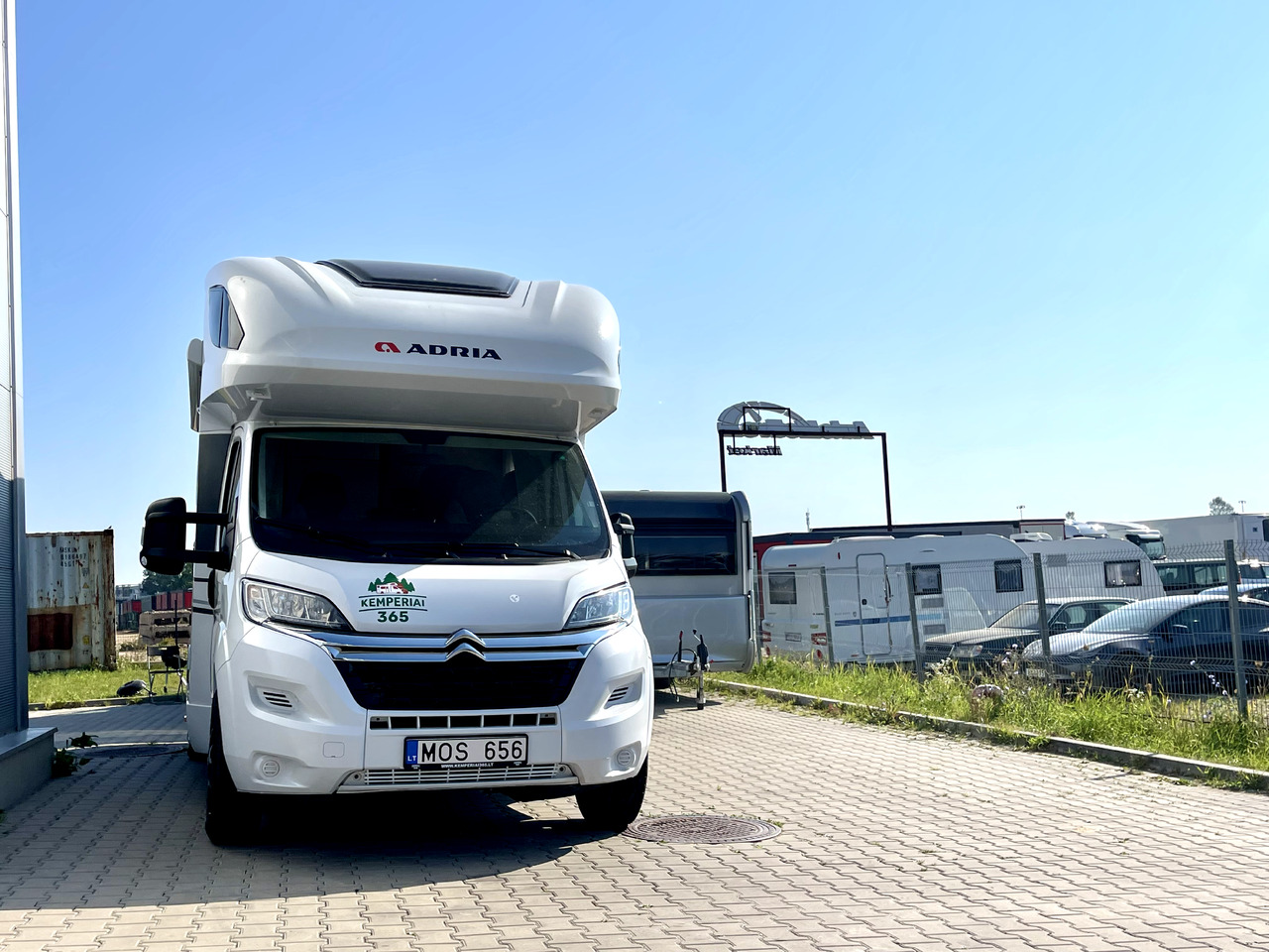 Adria Coral Xl 600 DP - Alkovna: obrázek 1 Adria Coral Xl 600 DP - Alkovna: obrázek 1