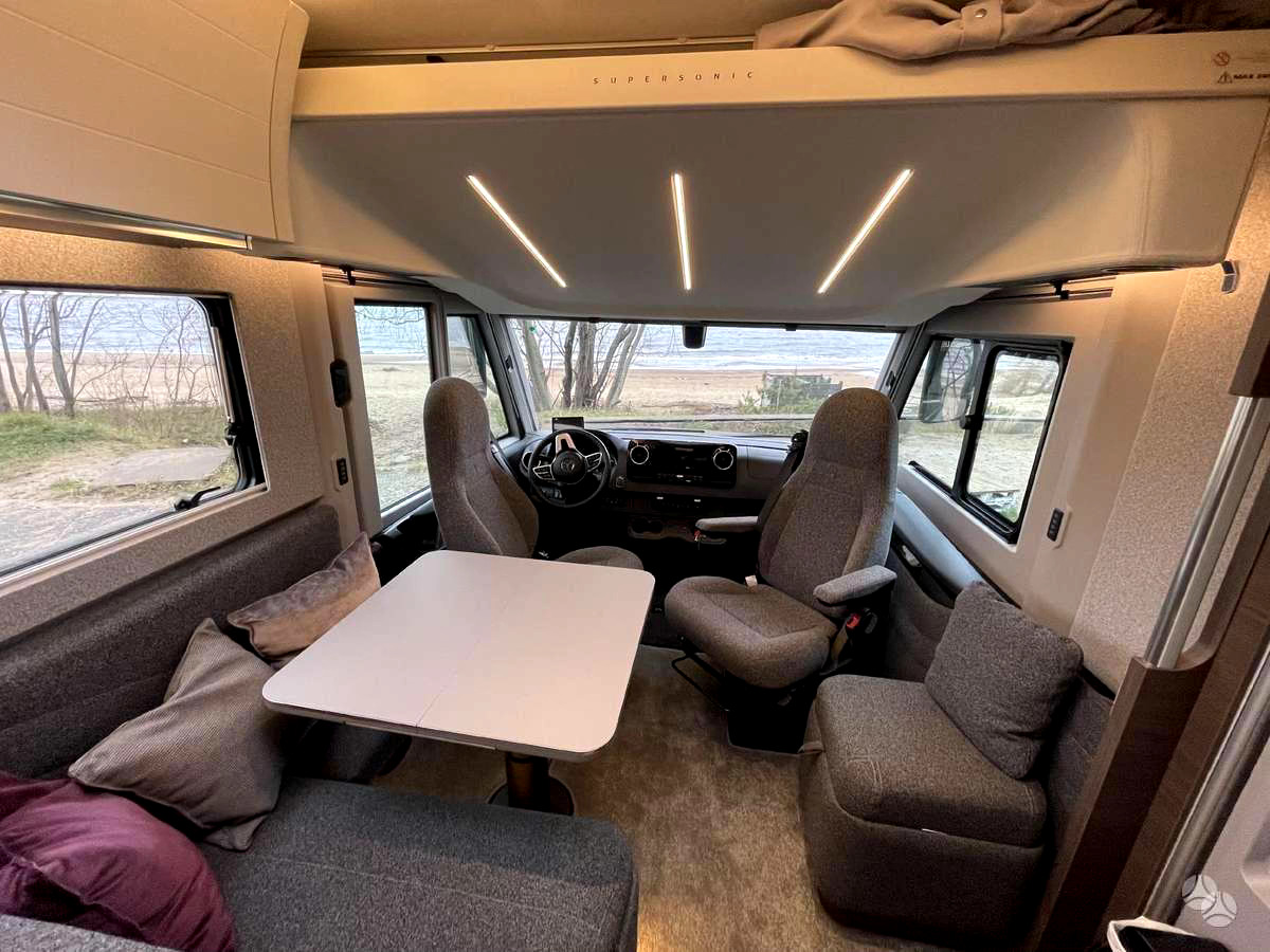 Adria Super Sonic 780 SL - Integrovaný obytný vůz: obrázek 3 Adria Super Sonic 780 SL - Integrovaný obytný vůz: obrázek 3