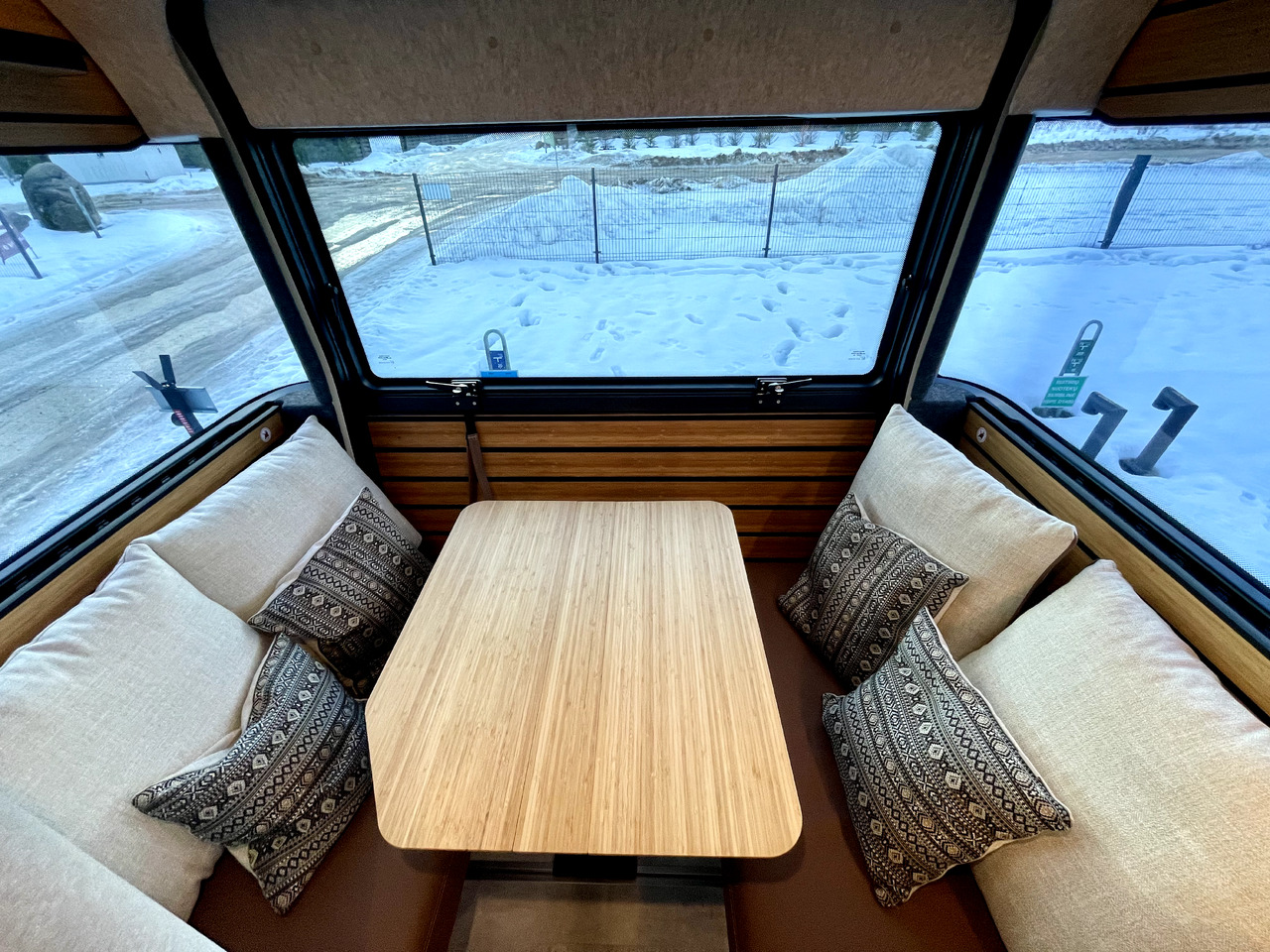 Hymer Venture S - Polointegrovaný obytný vůz: obrázek 4 Hymer Venture S - Polointegrovaný obytný vůz: obrázek 4