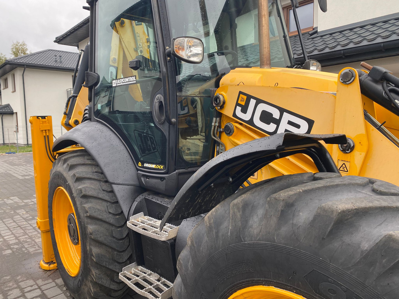 JCB 4CX - Rýpadlo-nakladač: obrázek 4 JCB 4CX - Rýpadlo-nakladač: obrázek 4