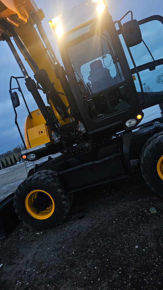 JCB JS175W - Kolesové rýpadlo: obrázek 4 JCB JS175W - Kolesové rýpadlo: obrázek 4