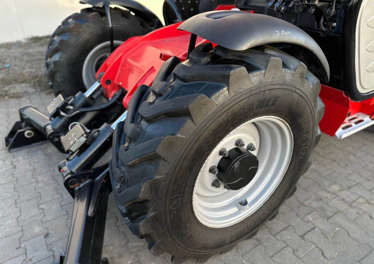 Manitou MT1033 - Teleskopický kolový nakladač: obrázek 4 Manitou MT1033 - Teleskopický kolový nakladač: obrázek 4
