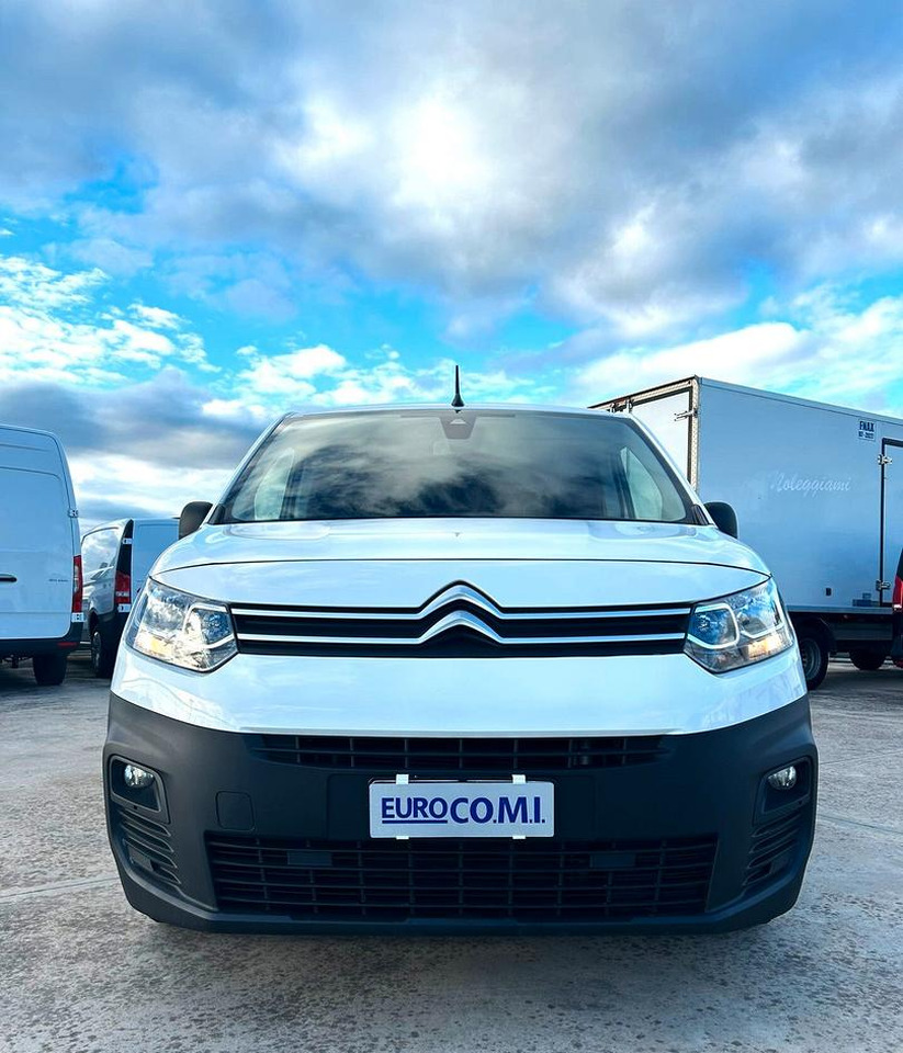 Citroen Berlingo 1.6 hdi 100 cv - Malá dodávka: obrázek 2 Citroen Berlingo 1.6 hdi 100 cv - Malá dodávka: obrázek 2