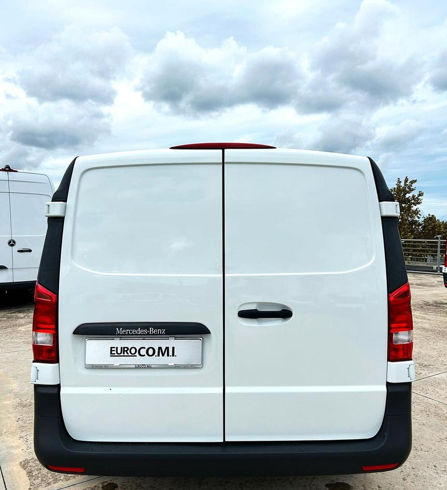 Furgon Mercedes Benz Vito 111 Furgone Long: obrázek 6