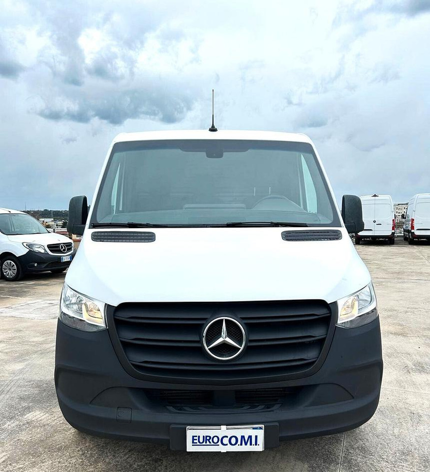Mercedes Sprinter 311 F 32/35 - Furgon: obrázek 2 Mercedes Sprinter 311 F 32/35 - Furgon: obrázek 2
