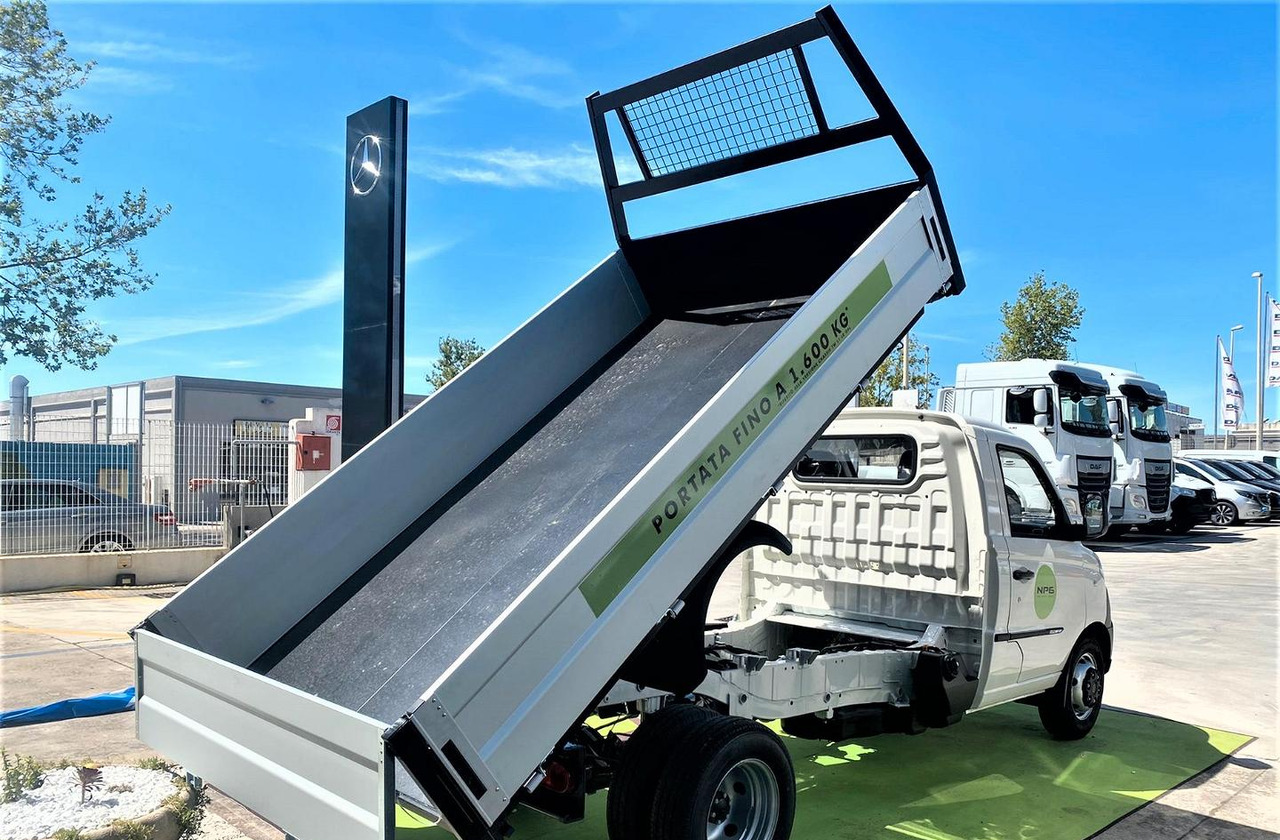 Piaggio Porter NP6 Ribaltabile Gemellato - Dodávka sklápěč: obrázek 4 Piaggio Porter NP6 Ribaltabile Gemellato - Dodávka sklápěč: obrázek 4