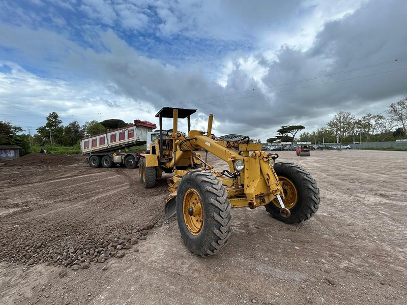 Grejdr Fiat ALLIS F11.5: obrázek 6