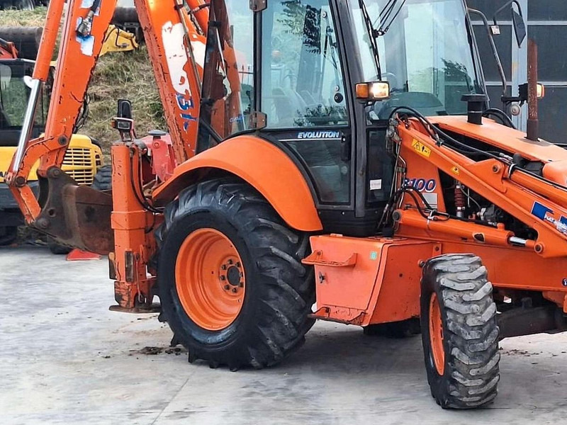 Rýpadlo-nakladač Fiat KOBELCO FB100: obrázek 6