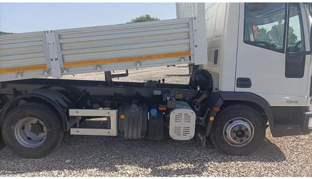 Iveco EUROCARGO 75E14 - Dodávka sklápěč: obrázek 5 Iveco EUROCARGO 75E14 - Dodávka sklápěč: obrázek 5
