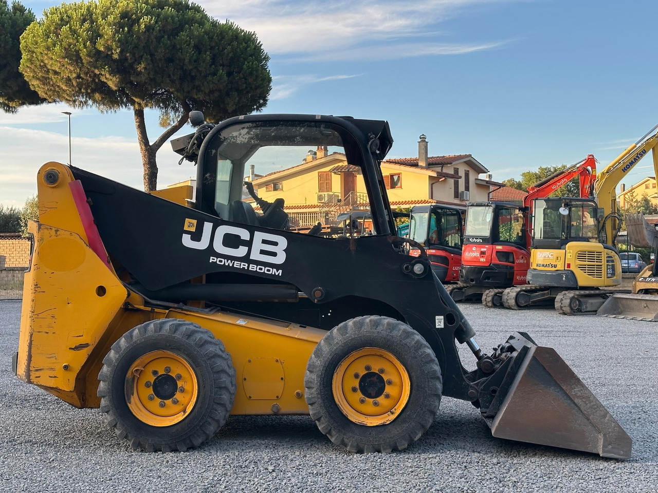 JCB 225 - Smykový nakladač: obrázek 5 JCB 225 - Smykový nakladač: obrázek 5
