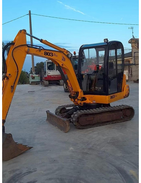 JCB 803PLUS - Mini rýpadlo: obrázek 2 JCB 803PLUS - Mini rýpadlo: obrázek 2
