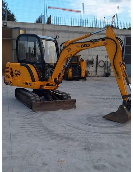 JCB 803PLUS - Mini rýpadlo: obrázek 1 JCB 803PLUS - Mini rýpadlo: obrázek 1