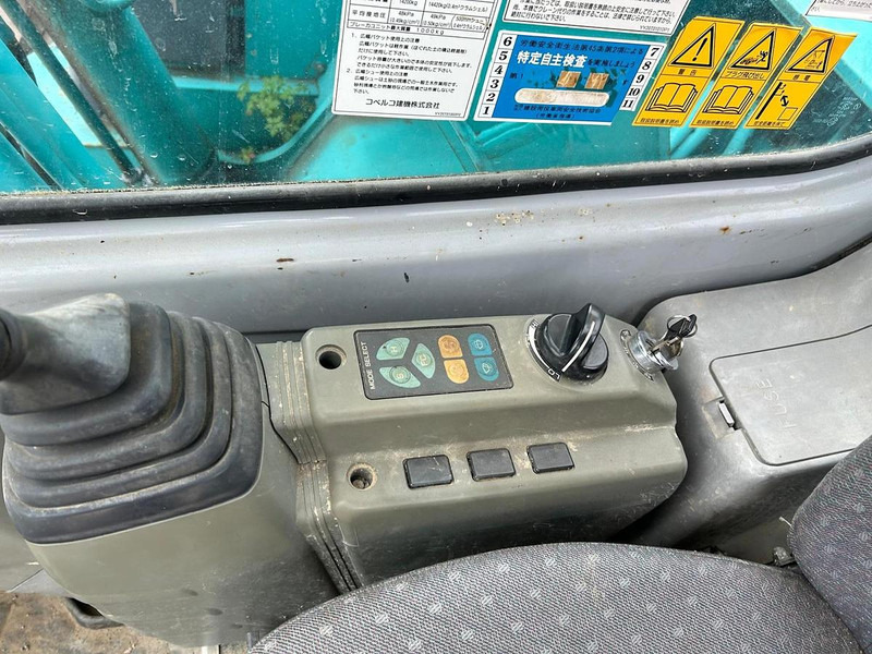 Rýpadlo Kobelco SK135SR: obrázek 10