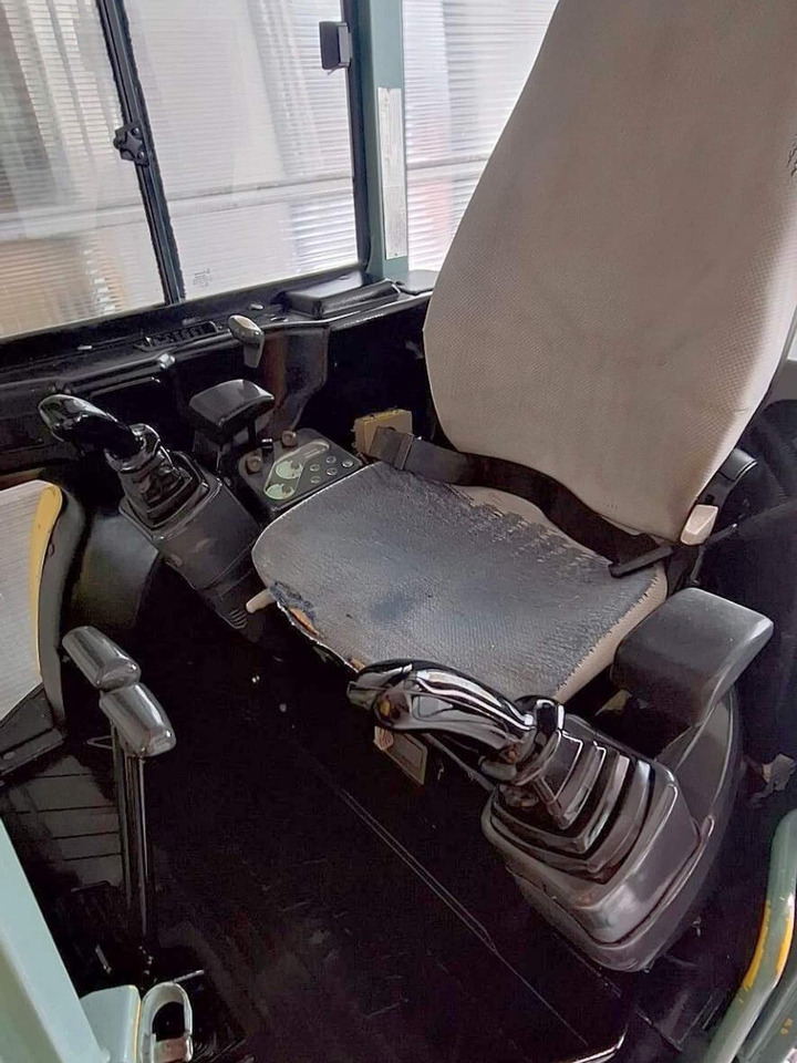 YANMAR VIO30 - Mini rýpadlo: obrázek 5 YANMAR VIO30 - Mini rýpadlo: obrázek 5