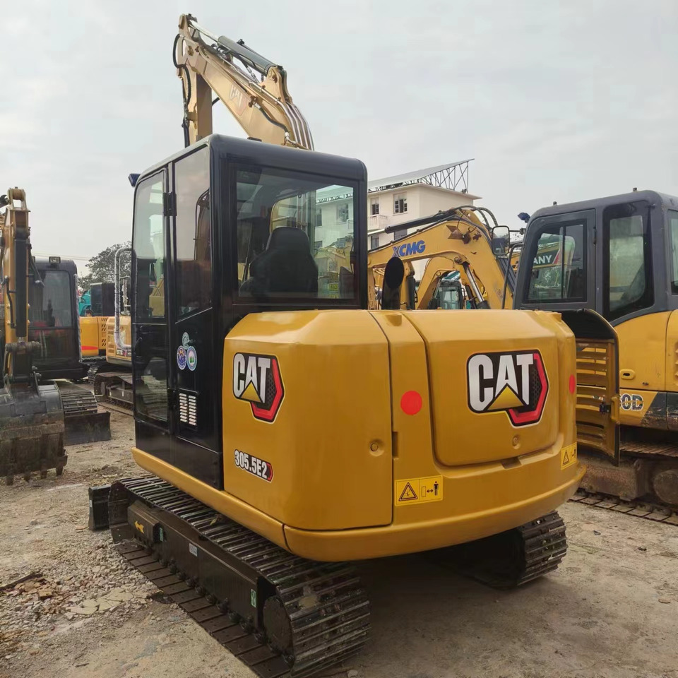 CATERPILLAR 305.5E - Mini rýpadlo: obrázek 4 CATERPILLAR 305.5E - Mini rýpadlo: obrázek 4