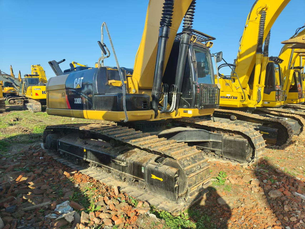 Pásové rýpadlo CATERPILLAR 330D: obrázek 15