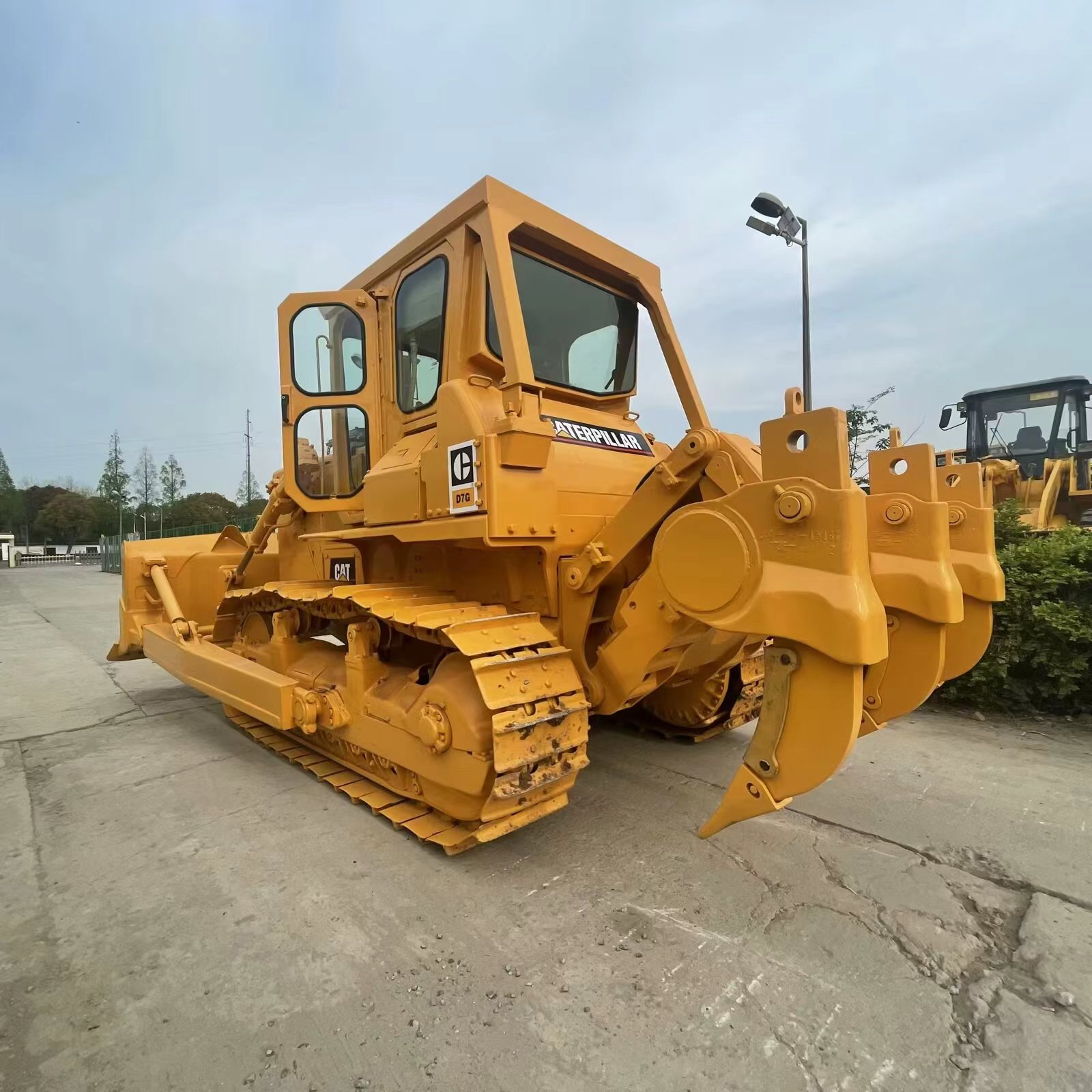 CATERPILLAR D7G - Buldozer: obrázek 1 CATERPILLAR D7G - Buldozer: obrázek 1