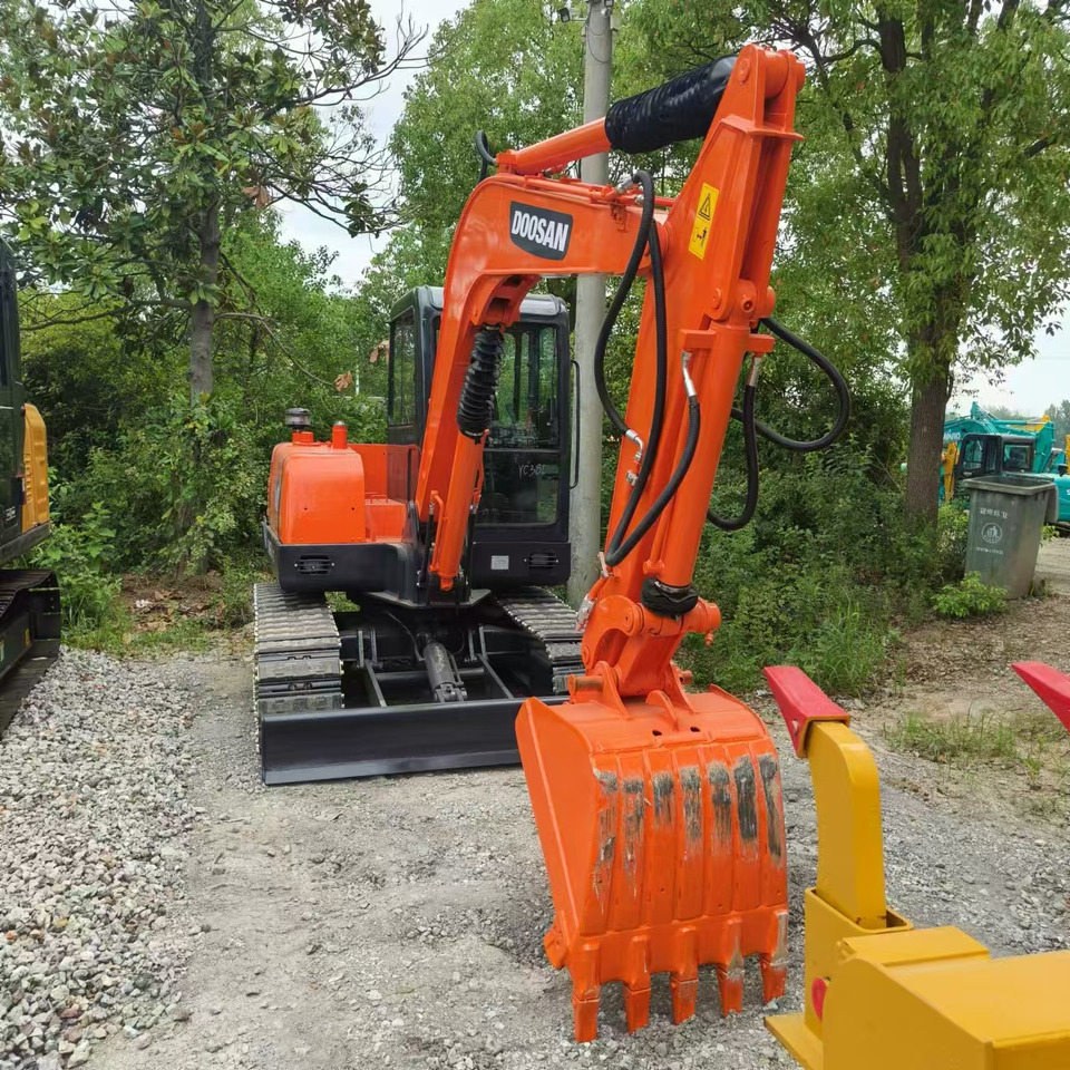 DOOSAN DH60 - Pásové rýpadlo: obrázek 3 DOOSAN DH60 - Pásové rýpadlo: obrázek 3