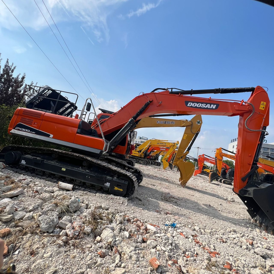 DOOSAN DX300 - Pásové rýpadlo: obrázek 2 DOOSAN DX300 - Pásové rýpadlo: obrázek 2