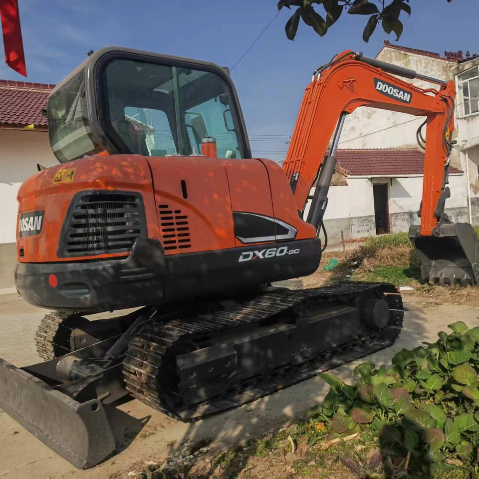 DOOSAN DX60 - Mini rýpadlo: obrázek 5 DOOSAN DX60 - Mini rýpadlo: obrázek 5
