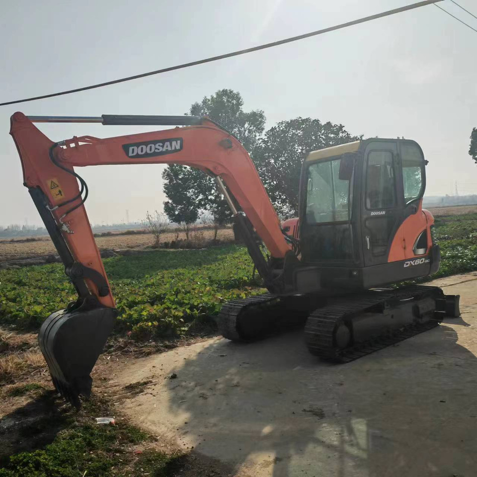 DOOSAN DX60 - Mini rýpadlo: obrázek 4 DOOSAN DX60 - Mini rýpadlo: obrázek 4