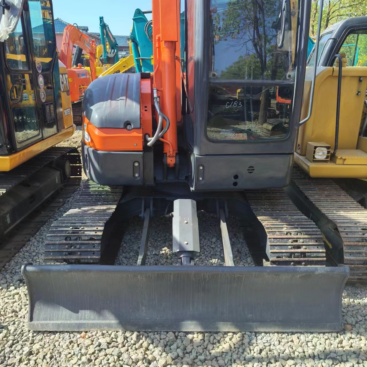 Mini rýpadlo HITACHI ZX 55: obrázek 6