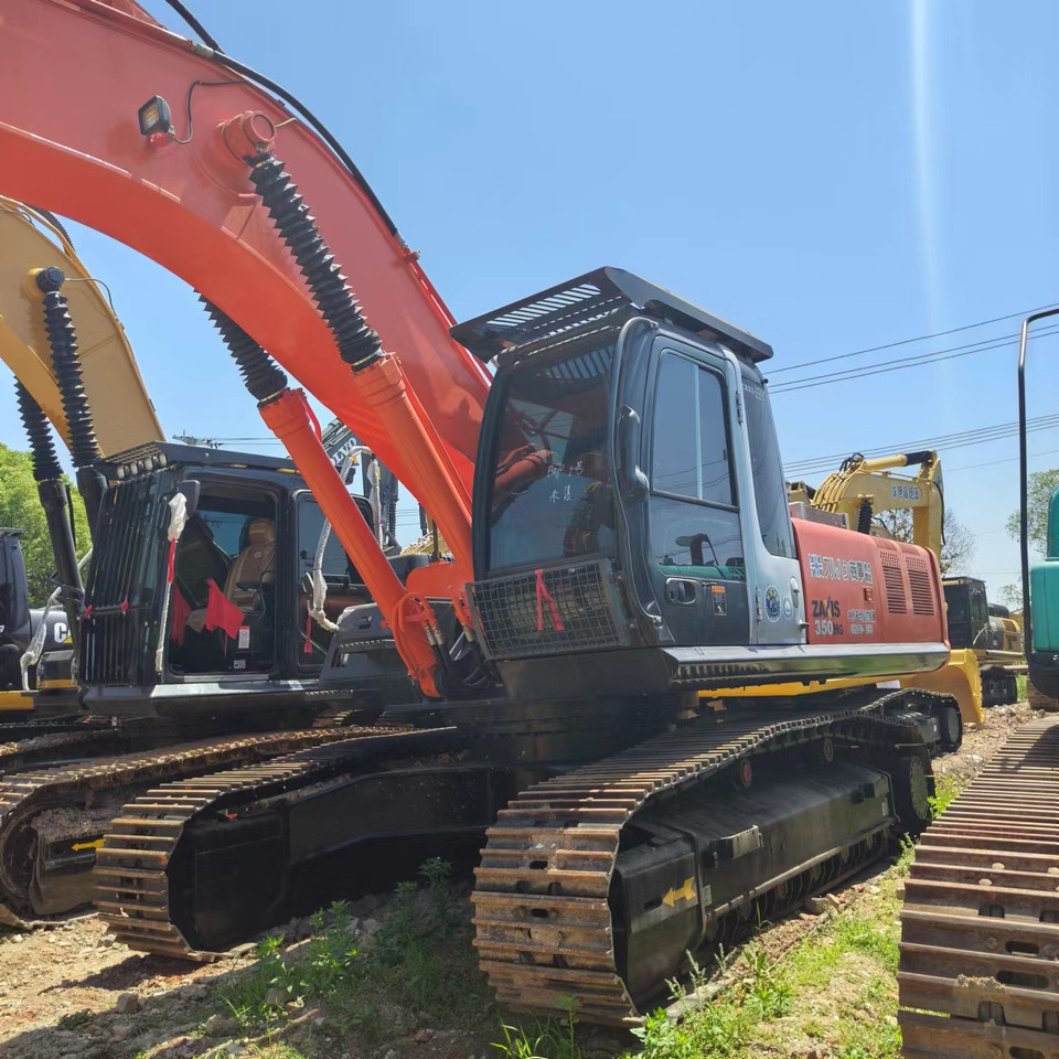 HITACHI ZX350 - Pásové rýpadlo: obrázek 4 HITACHI ZX350 - Pásové rýpadlo: obrázek 4