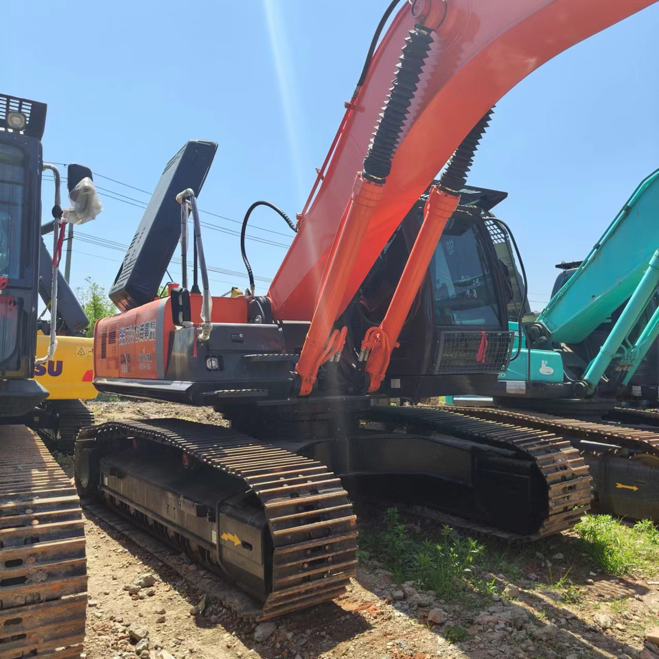 HITACHI ZX350 - Pásové rýpadlo: obrázek 2 HITACHI ZX350 - Pásové rýpadlo: obrázek 2