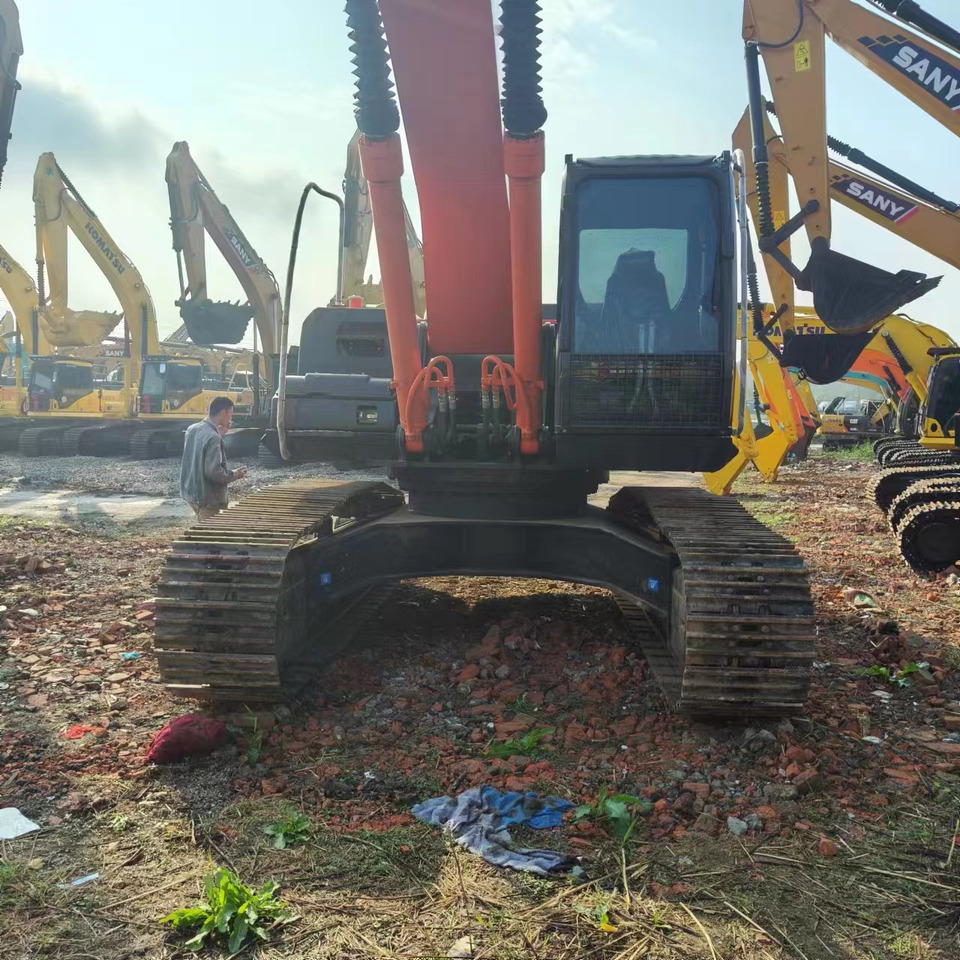 Pásové rýpadlo HITACHI ZX360: obrázek 8