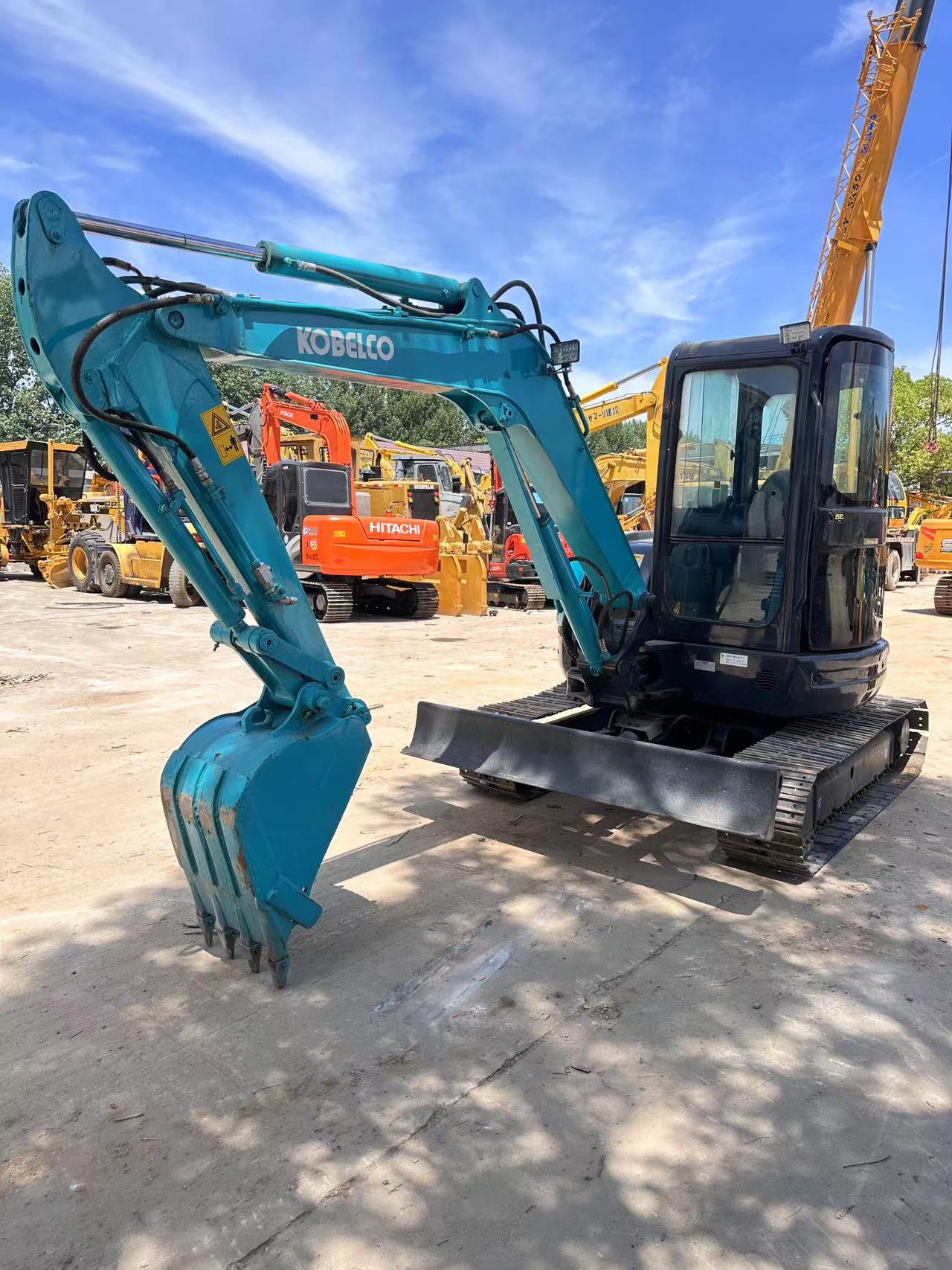 KOBELCO SK55 - Mini rýpadlo: obrázek 1 KOBELCO SK55 - Mini rýpadlo: obrázek 1
