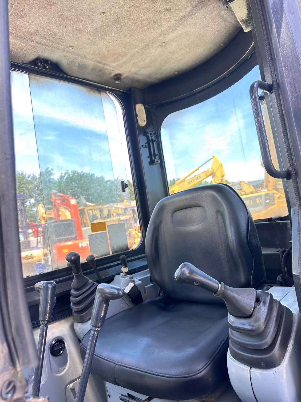 KOBELCO SK55 - Mini rýpadlo: obrázek 3 KOBELCO SK55 - Mini rýpadlo: obrázek 3