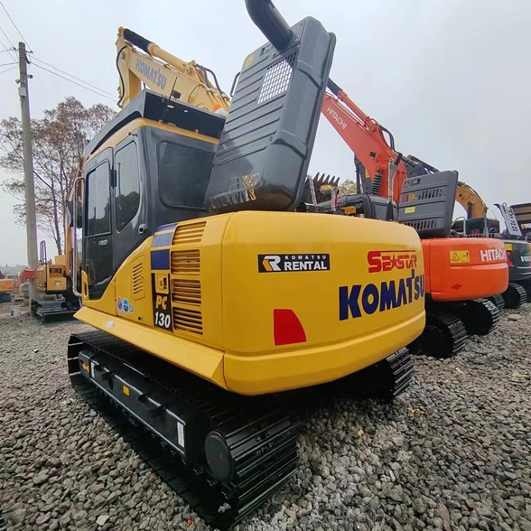 KOMATSU PC130 - Pásové rýpadlo: obrázek 3 KOMATSU PC130 - Pásové rýpadlo: obrázek 3