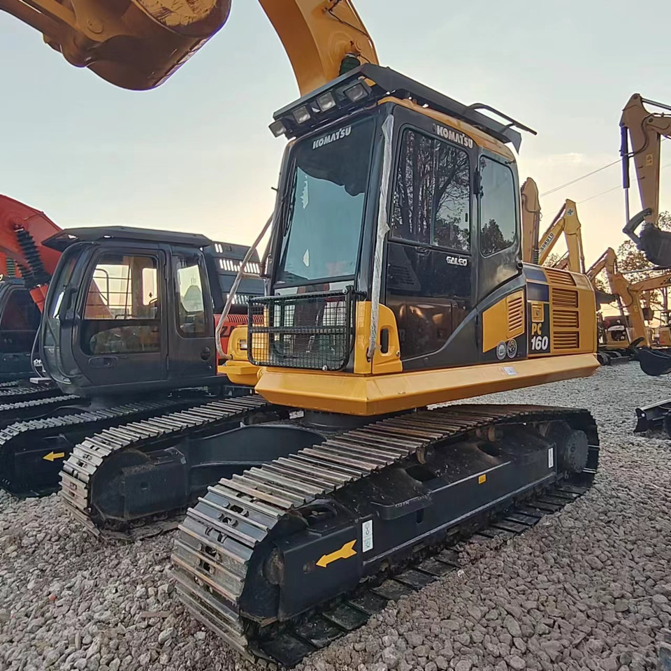 Pásové rýpadlo KOMATSU PC160: obrázek 11