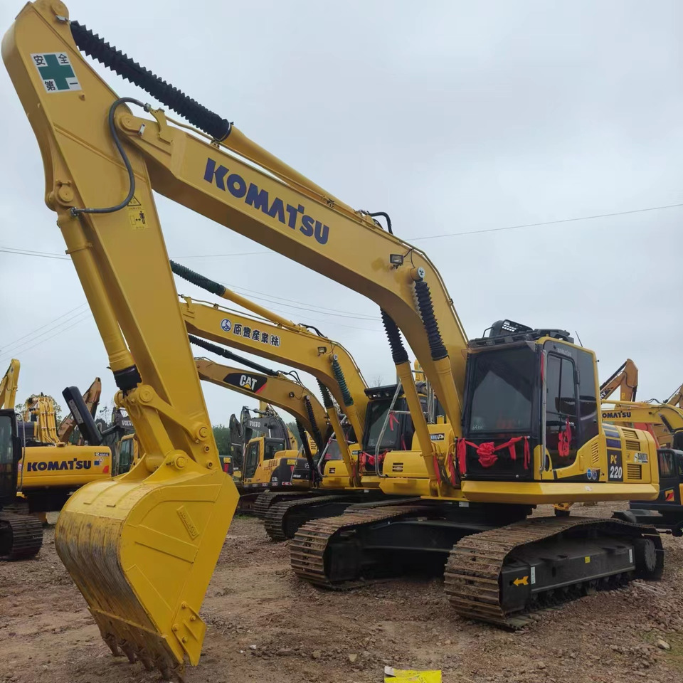 KOMATSU PC220-8 - Pásové rýpadlo: obrázek 1 KOMATSU PC220-8 - Pásové rýpadlo: obrázek 1